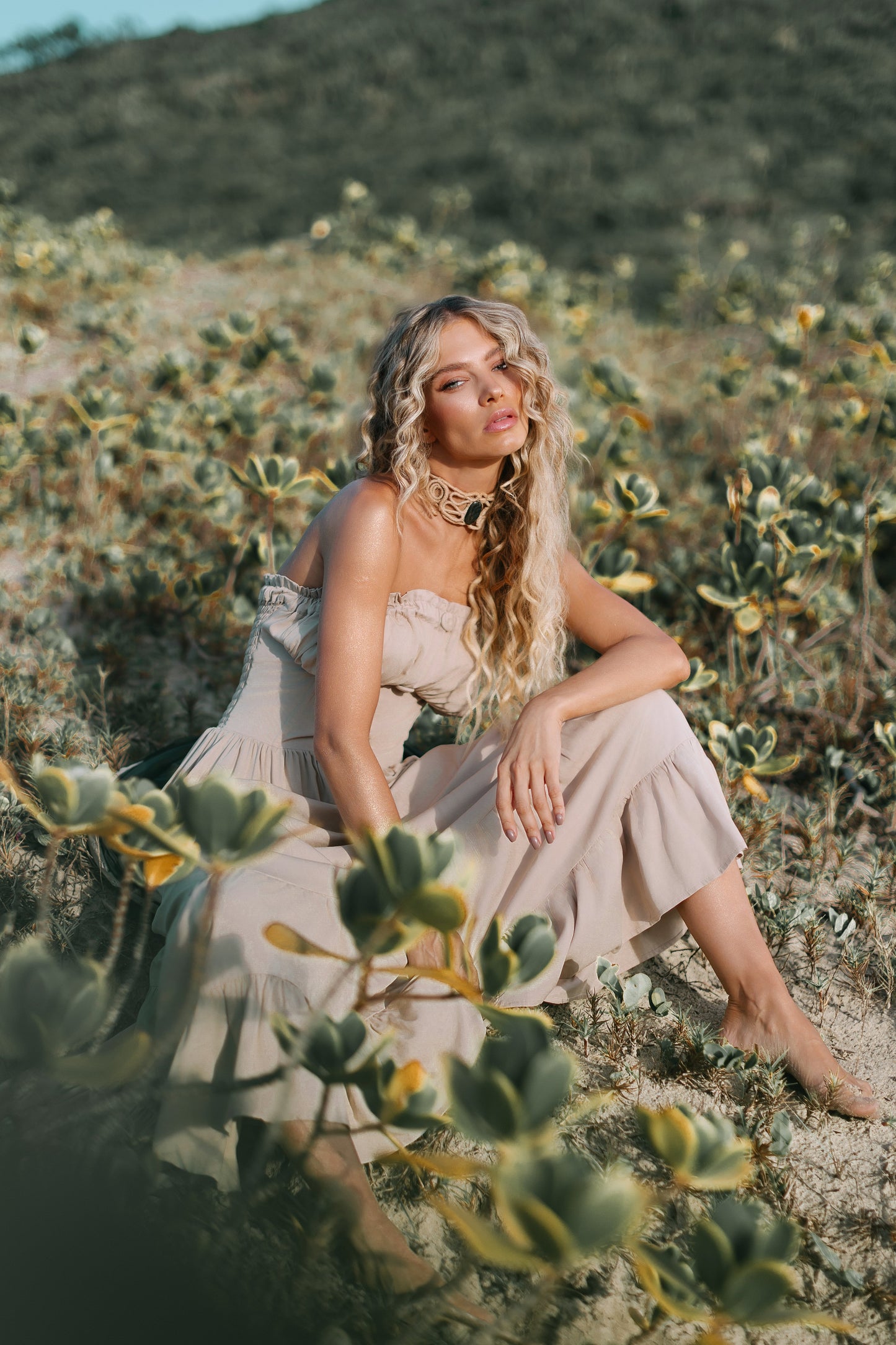 VESTIDO MISTÉRIO AREIA