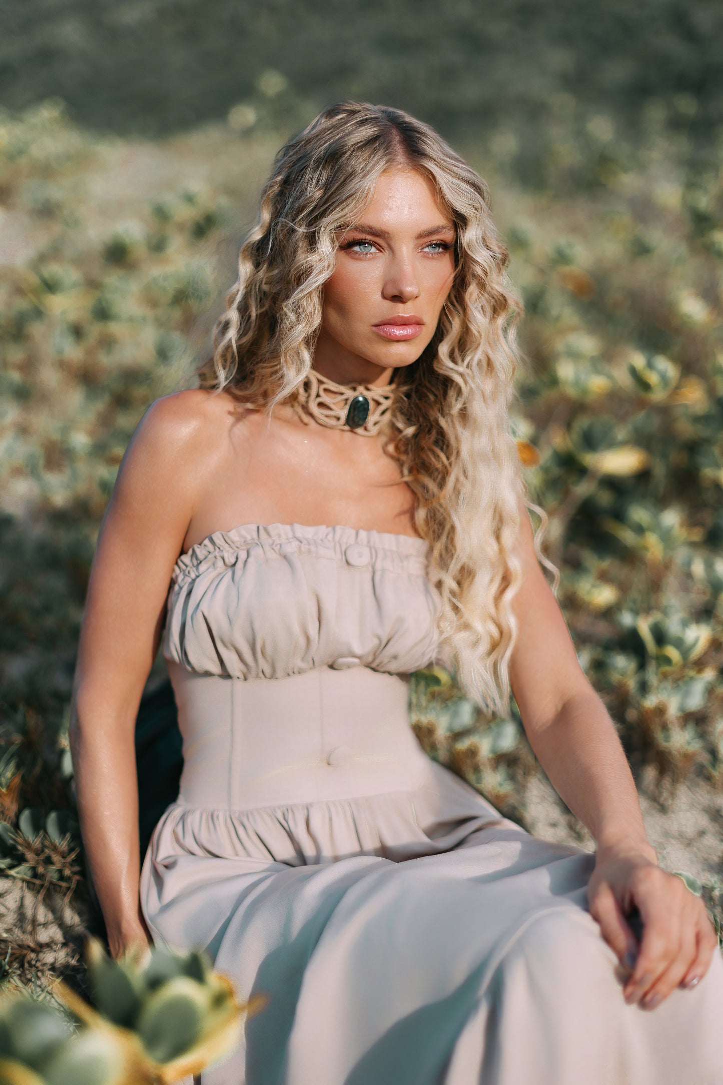 VESTIDO MISTÉRIO AREIA
